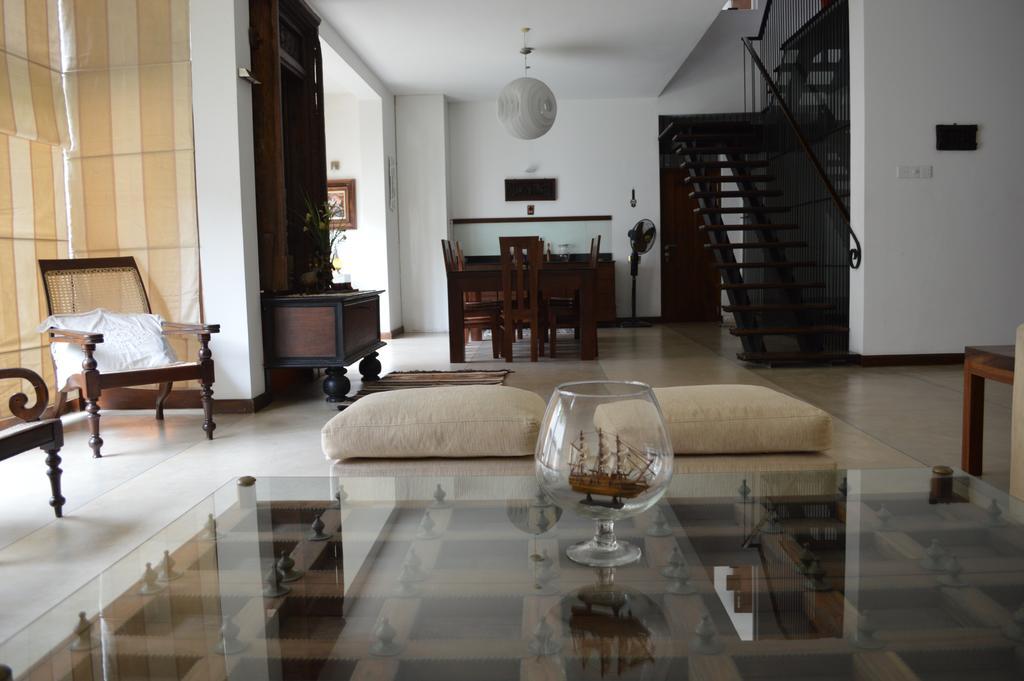 Star Class Comfort In Capital City Battaramulla Quarto foto